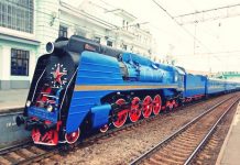 Luxury train travel in Russia: Trans-Siberian Express Golden Eagle